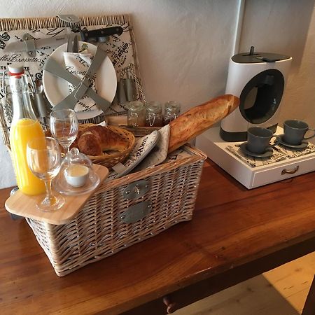Troistorrents Le 30 Bed & Breakfast 部屋 写真